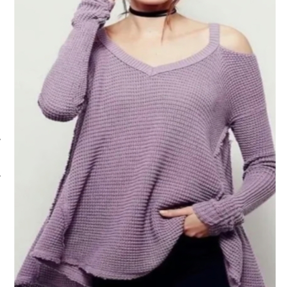 Free People Moonshine Waffle Knit Cold Shoulder Sweater in Lavender Size Medium - Picture 2 of 14
